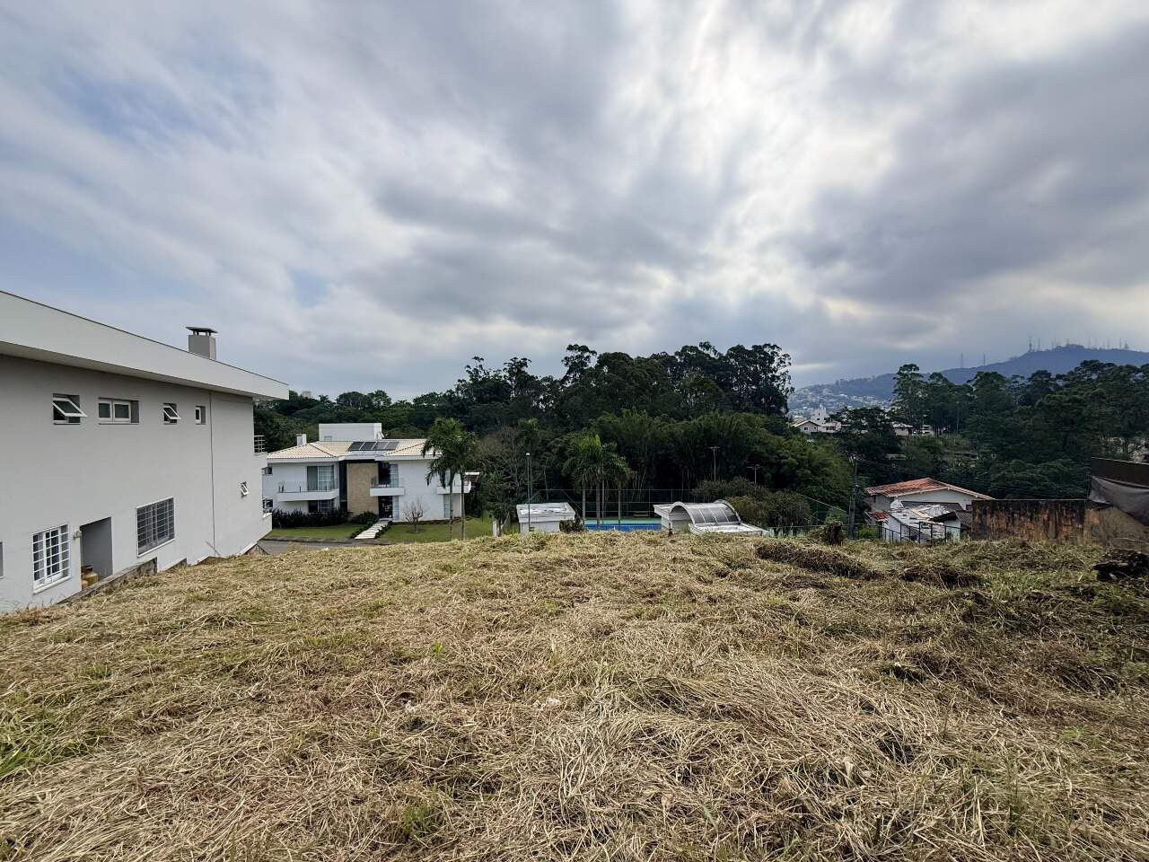 Terreno em Córrego Grande, Florianópolis | Condomínio Horizontal Residencial dos Araquas: 