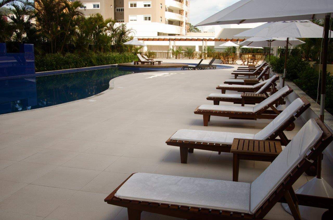 Apartamento[ NumeroQuarto] Itacorubi Florianópolis Plaza Mediterrâneo: 