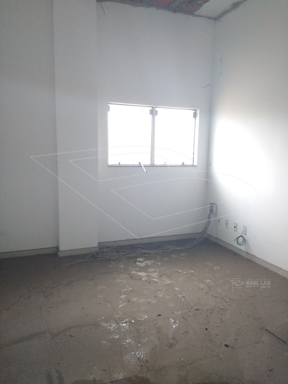 Barracão / Galpão à venda no Jardim Glória: 6384913700.jpg