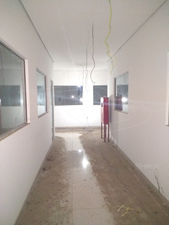 Barracão / Galpão à venda no Jardim Glória: 6385213700.jpg