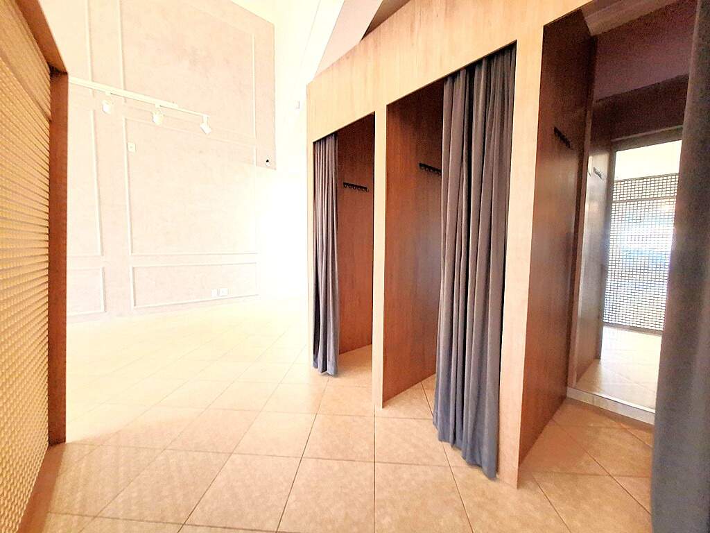 Loja / Salão / Ponto Comercial para aluguel no Centro: 