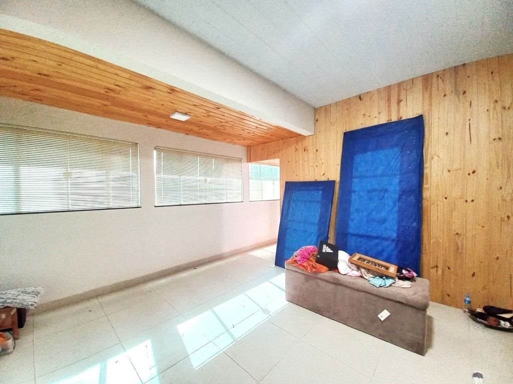 Loja / Salão / Ponto Comercial para aluguel no Jardim Residencial e Comercial Alto dos Laranjais: 