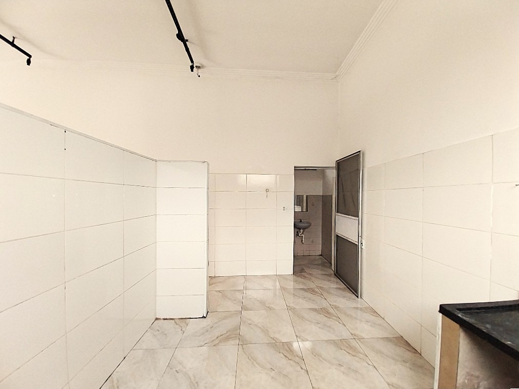 Loja / Salão / Ponto Comercial para aluguel no Vila Cristóvam: 