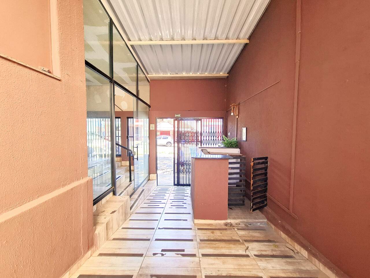 Sala / Conjunto Comercial para aluguel no VILA QUEIROZ: 