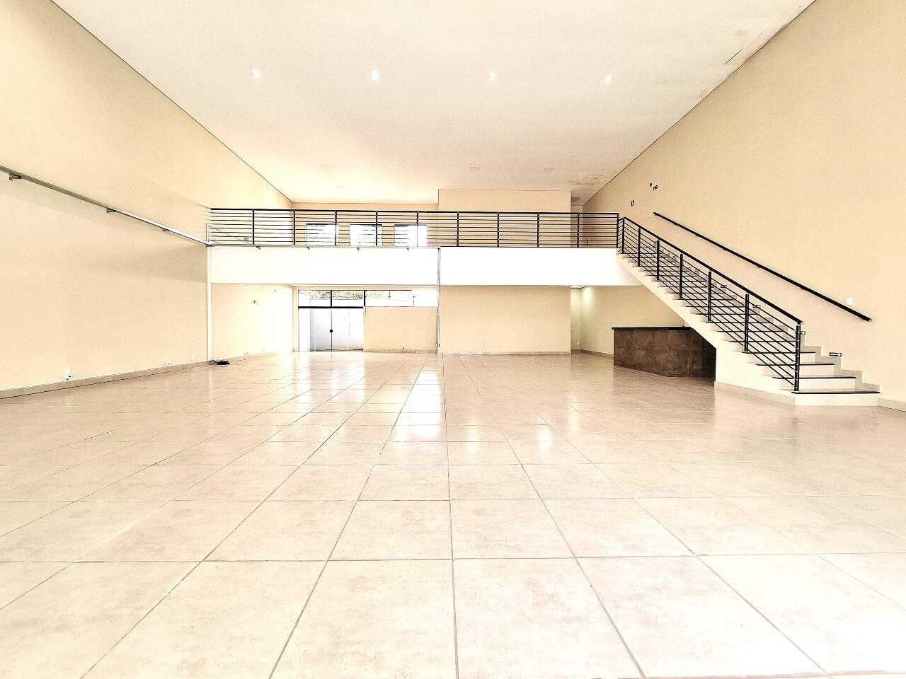 Barracão / Galpão para aluguel no Jardim Santo André: 