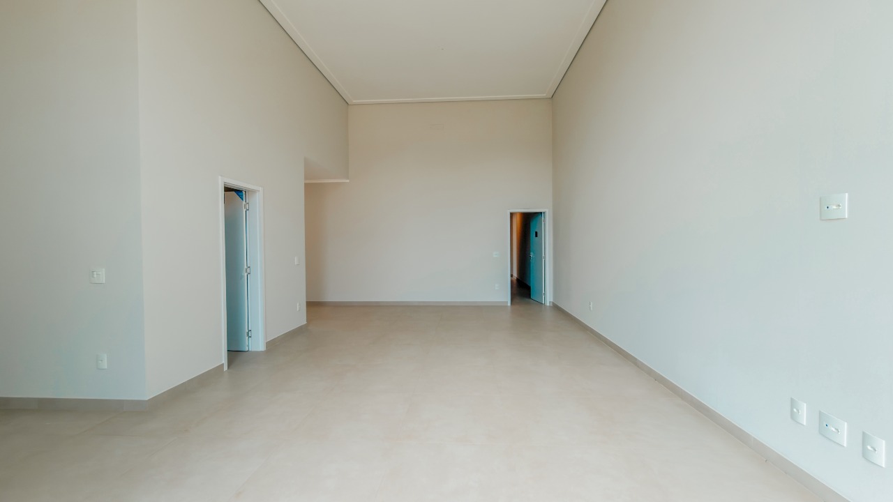 Casa em Condomínio à venda no Parque Residencial Roland: 