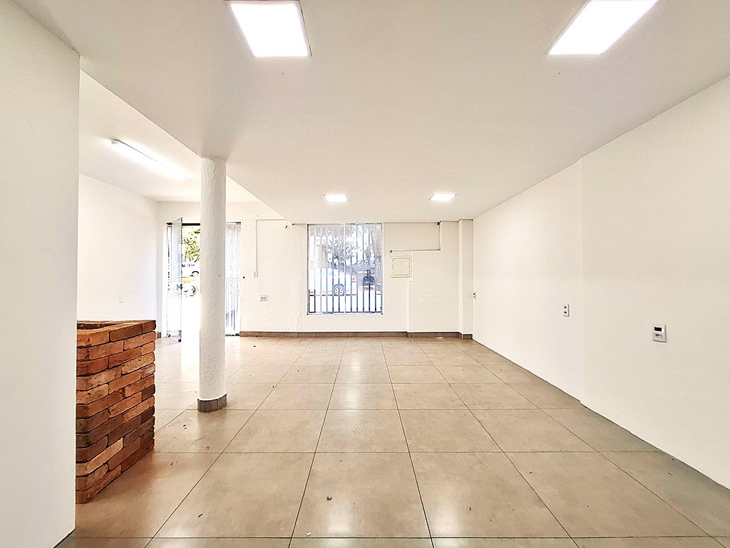 Loja / Salão / Ponto Comercial para aluguel no Centro: 