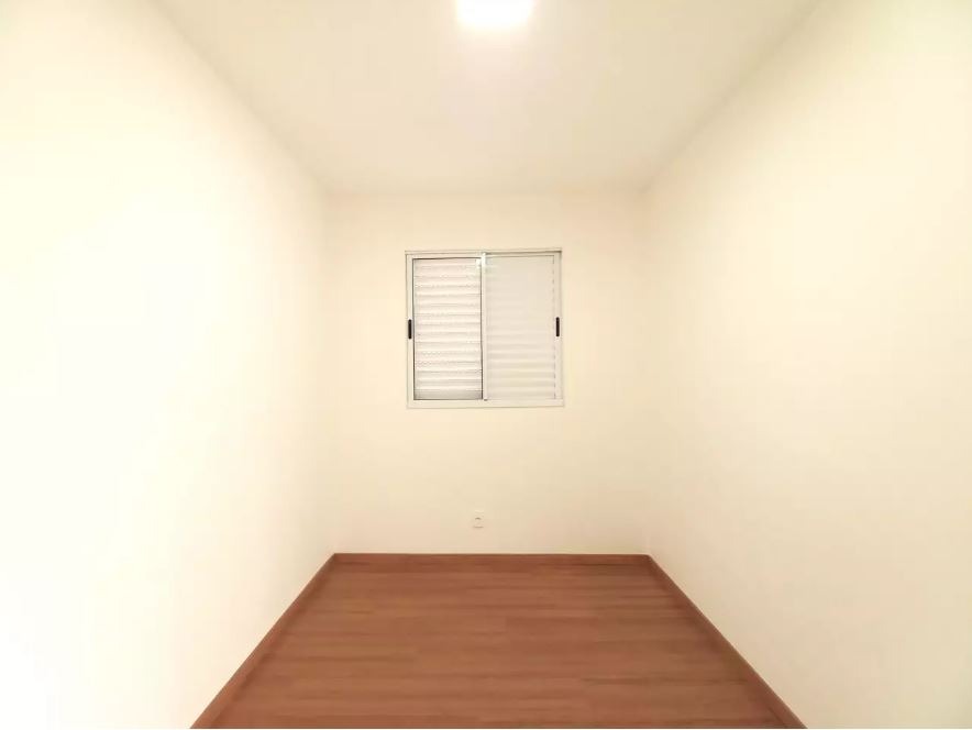 Apartamento à venda no Vale das Esmeraldas: 