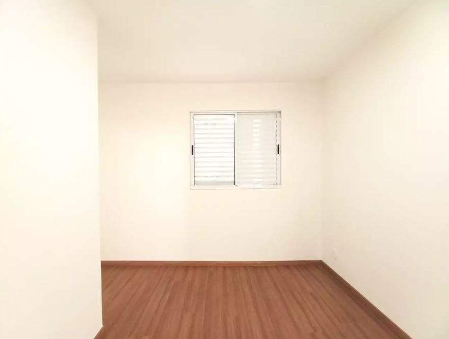 Apartamento à venda no Vale das Esmeraldas: 