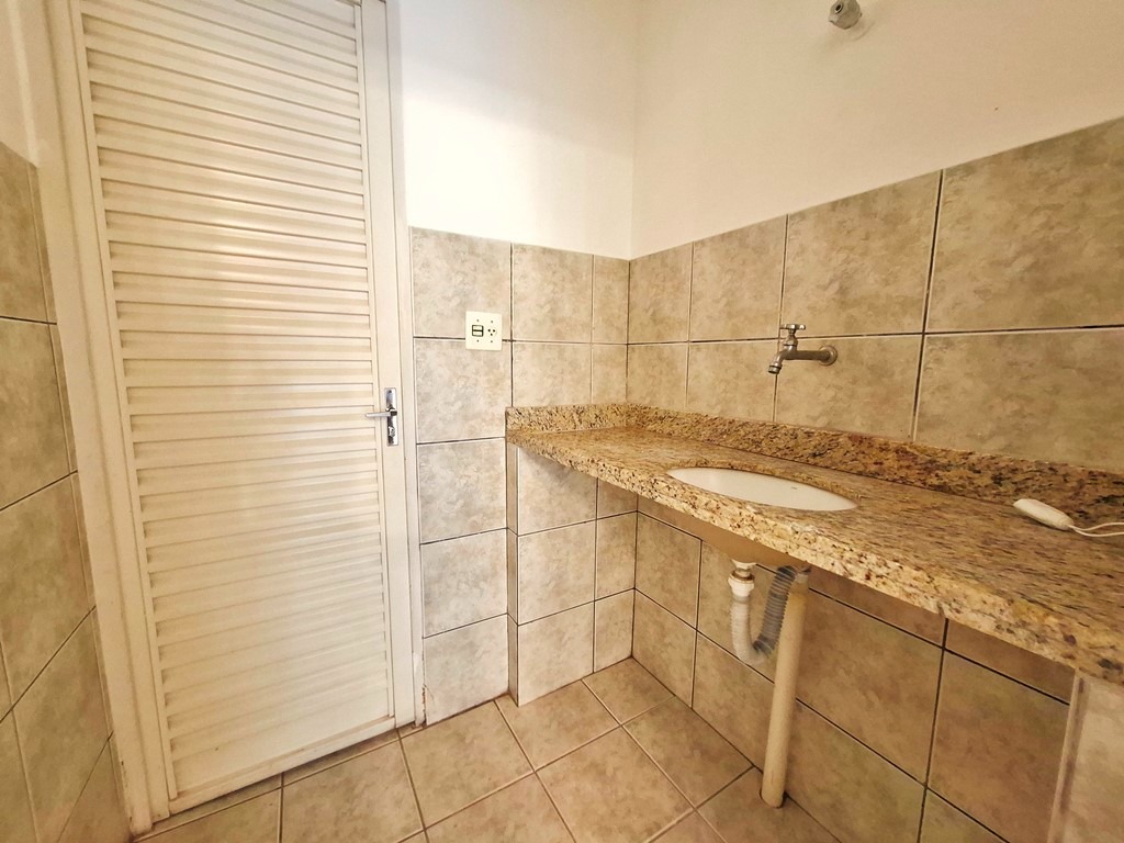 Loja / Salão / Ponto Comercial para aluguel no Centro: 