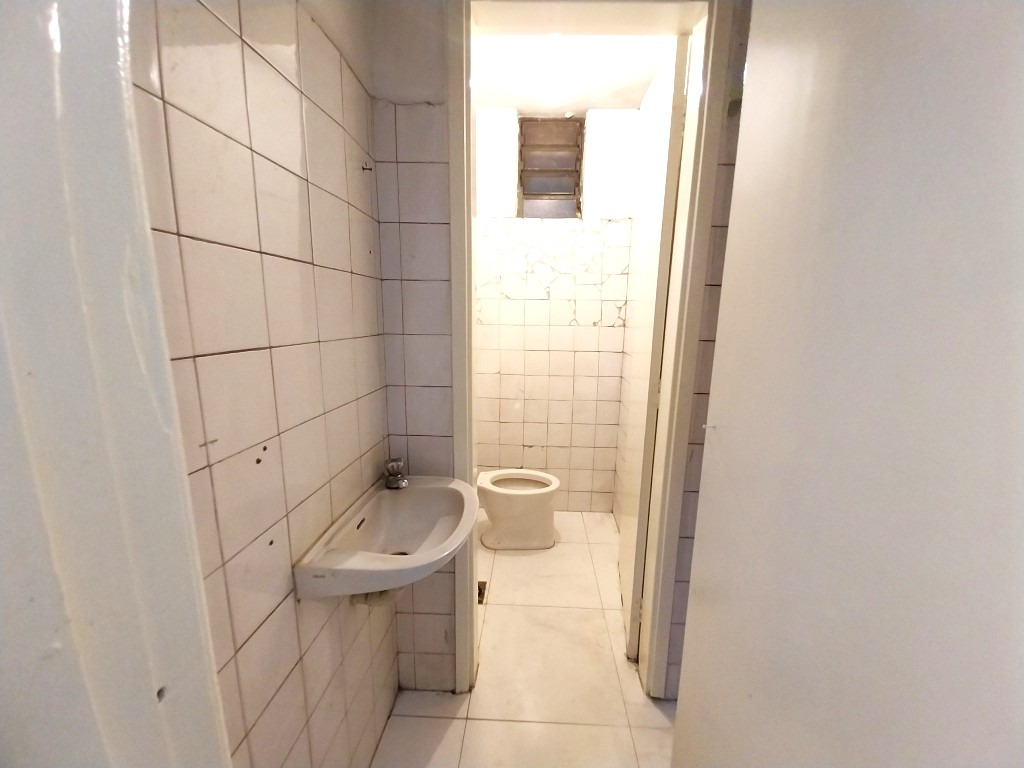 Loja / Salão / Ponto Comercial para aluguel no Centro: 