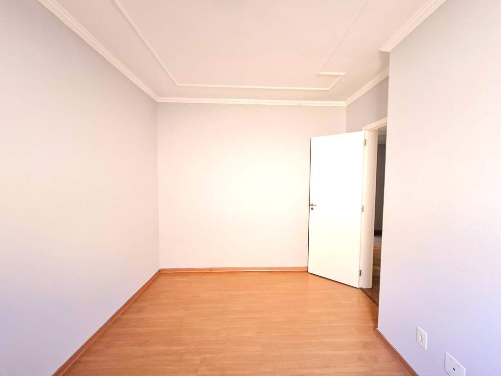 Apartamento para aluguel no Jardim do Lago: 