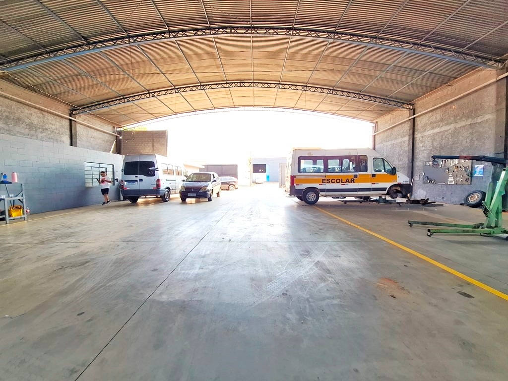 Barracão / Galpão para aluguel no Jardim Maria Flora: 