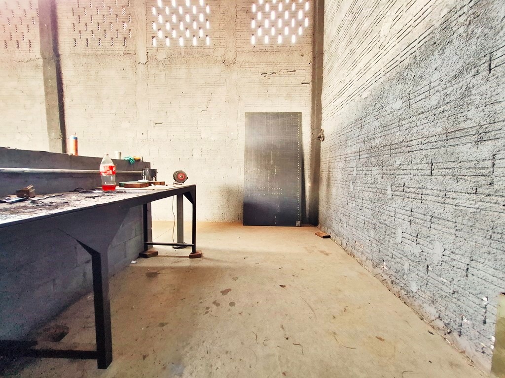 Barracão / Galpão para aluguel no Jardim Maria Flora: 