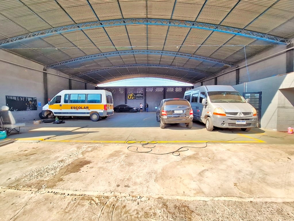 Barracão / Galpão para aluguel no Jardim Maria Flora: 