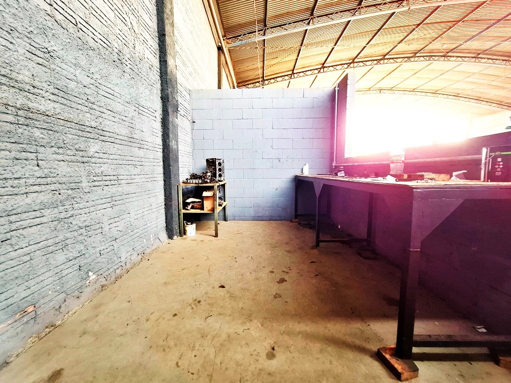 Barracão / Galpão para aluguel no Jardim Maria Flora: 