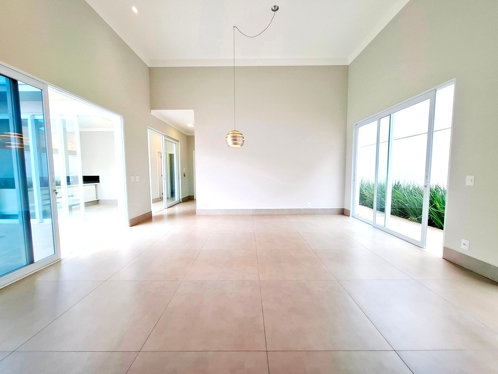 Casa em Condomínio para aluguel no Residencial Greville: 