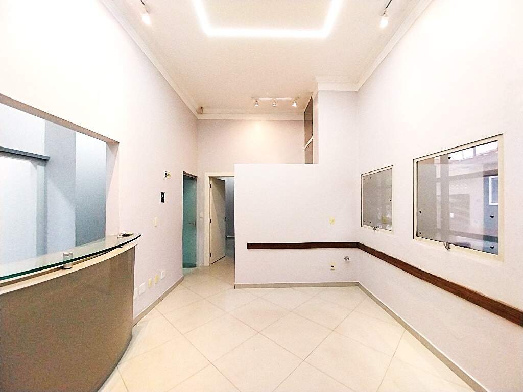 Casa Comercial para aluguel no Centro: 