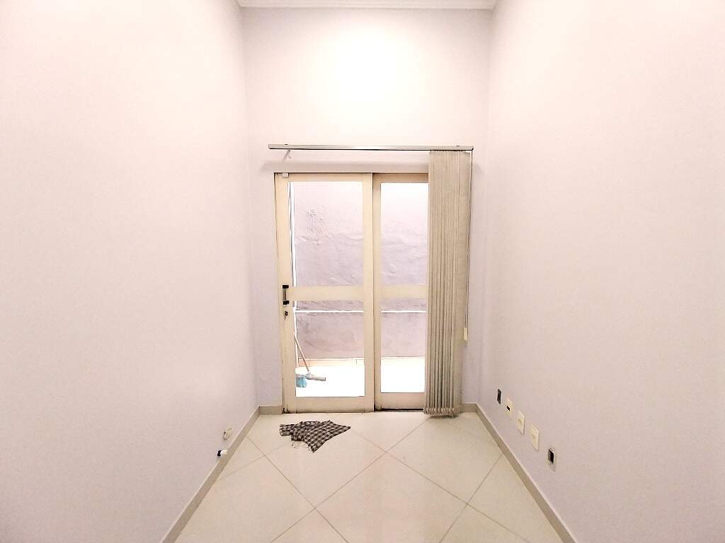 Casa Comercial para aluguel no Centro: 