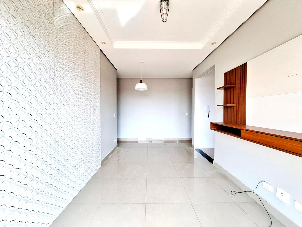 Apartamento para aluguel no Chácaras Antonieta: 