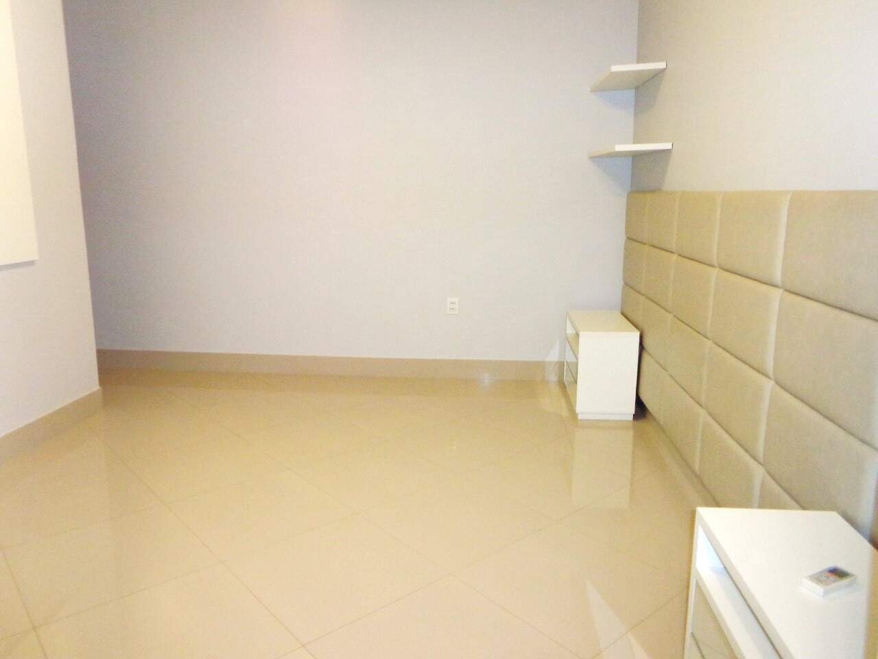 Casa em Condomínio para aluguel no JARDIM PORTO REAL: 