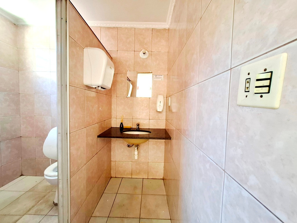 Loja / Salão / Ponto Comercial para aluguel no ELISA FUMAGALLI: 