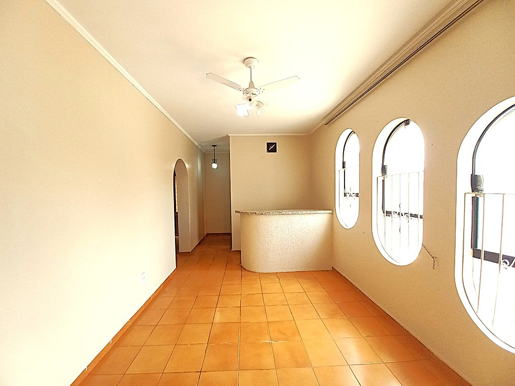 Casa para aluguel no PARQUE REAL: 