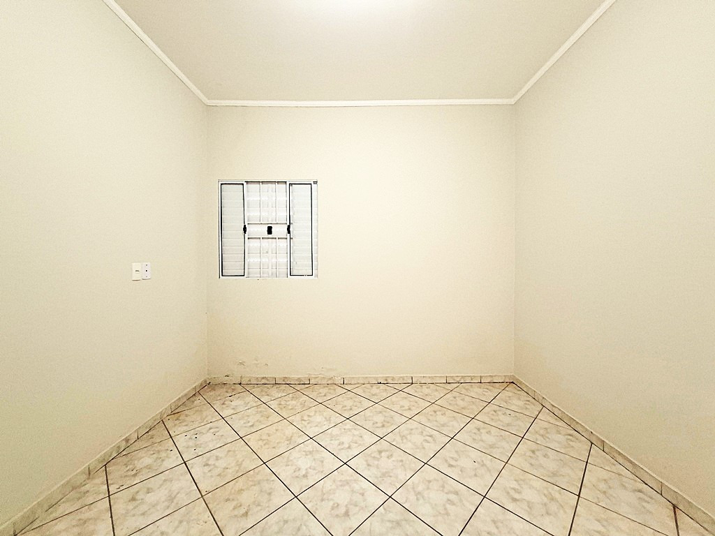 Casa para aluguel no Vila Esteves: 