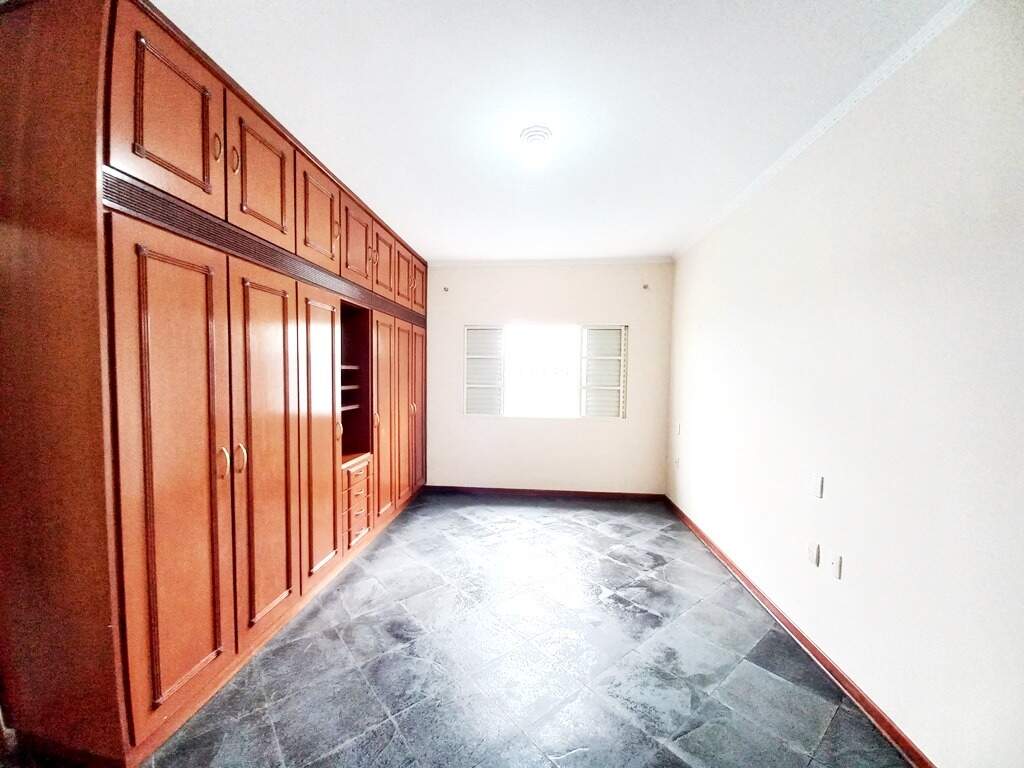 Casa para aluguel no Parque das Nações: 