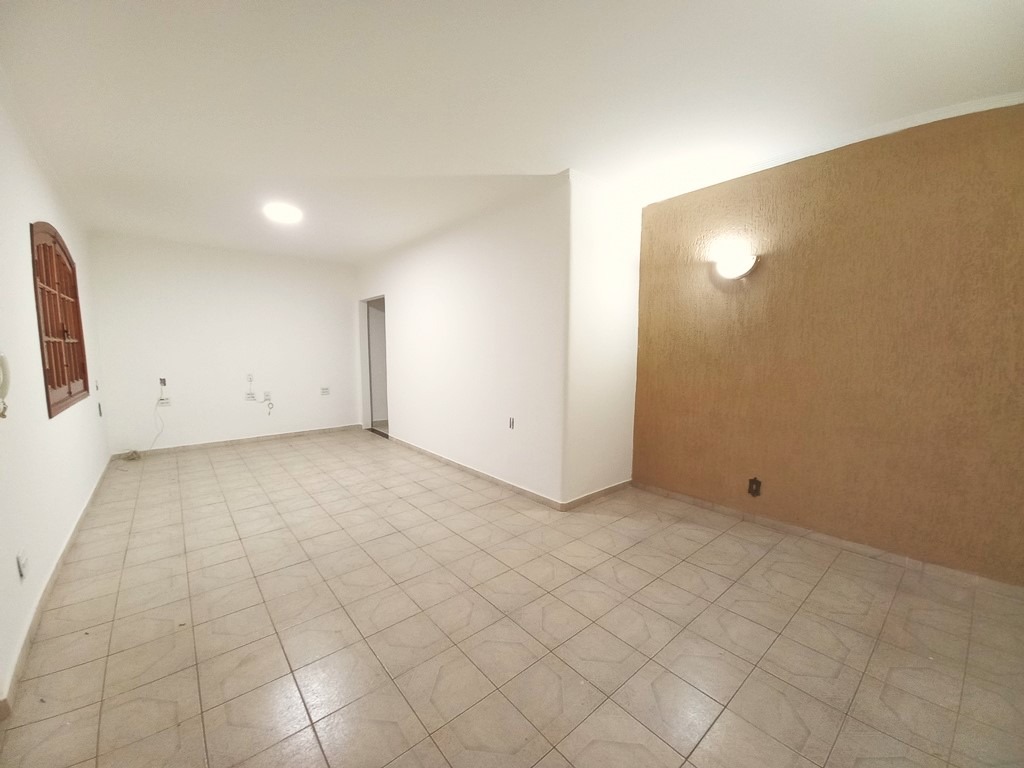 Casa para aluguel no Jardim Santo André: 