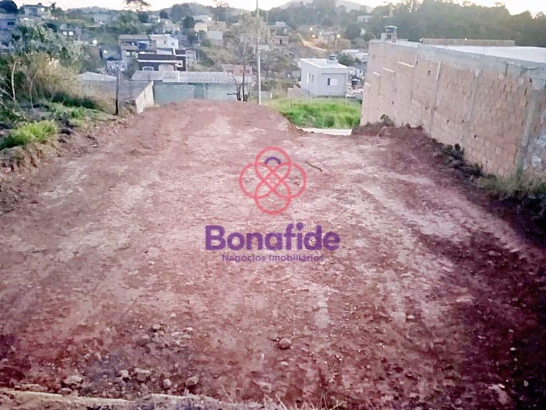 Terreno à venda no Parque Santana (Botujuru): 