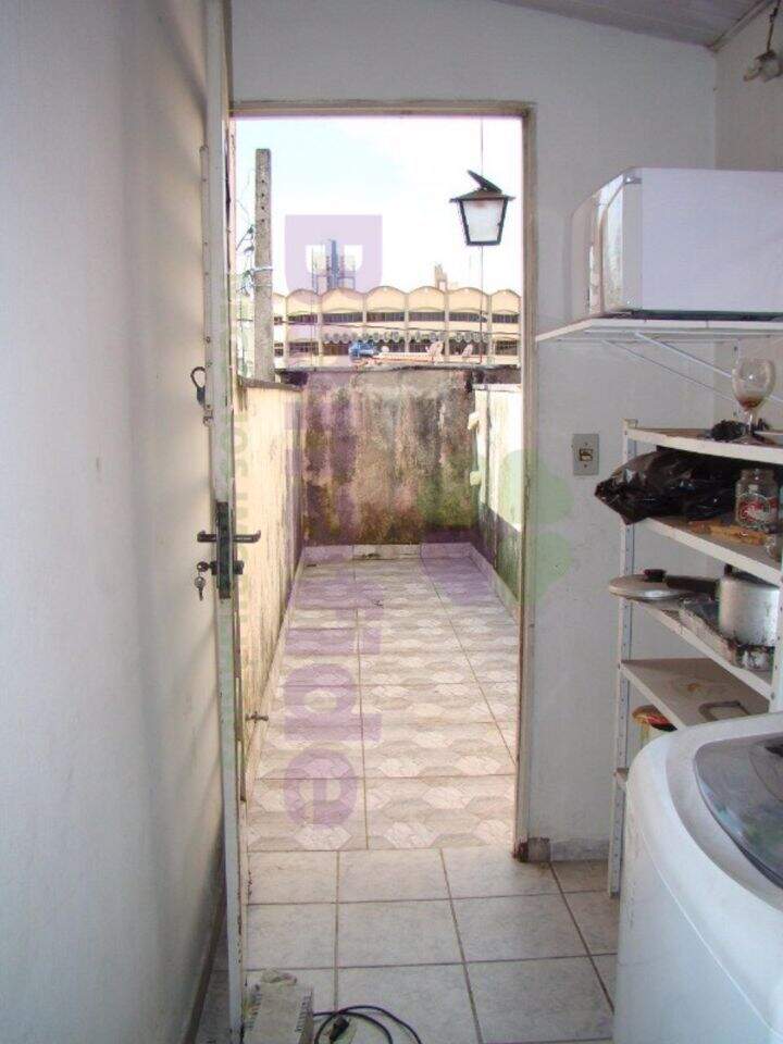 Salão à venda no Vila Vianelo: 