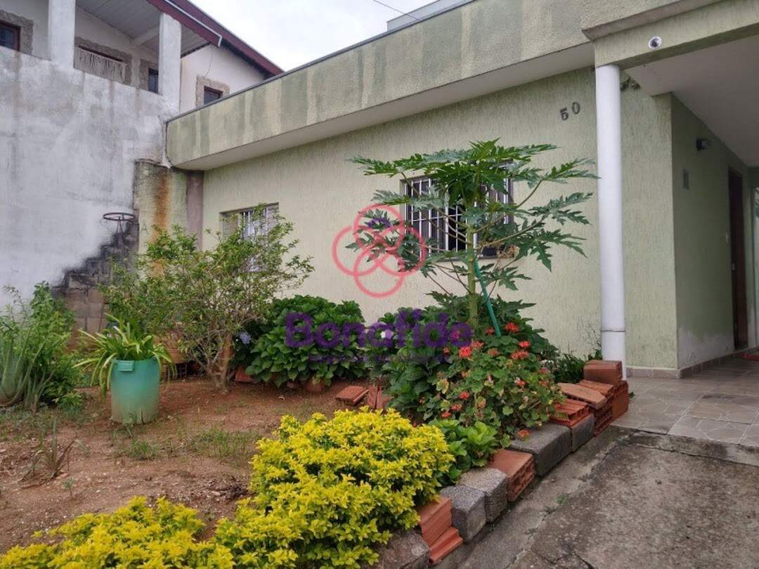 Casa à venda no Jardim das Tulipas: 