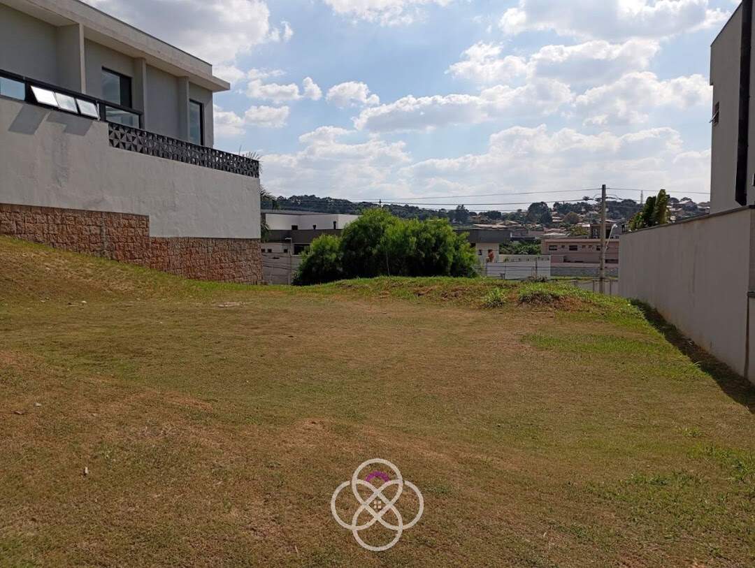 Terreno à venda no Chácara Malota: 