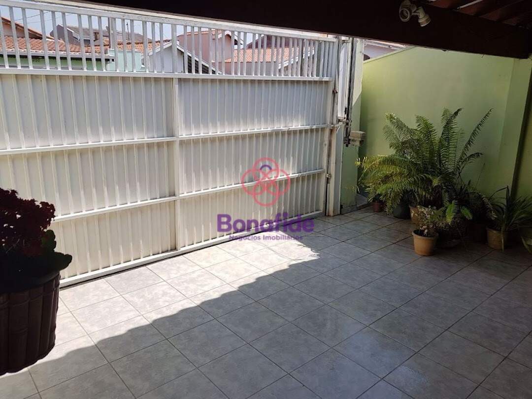 Casa à venda no Jardim Paraíso: 