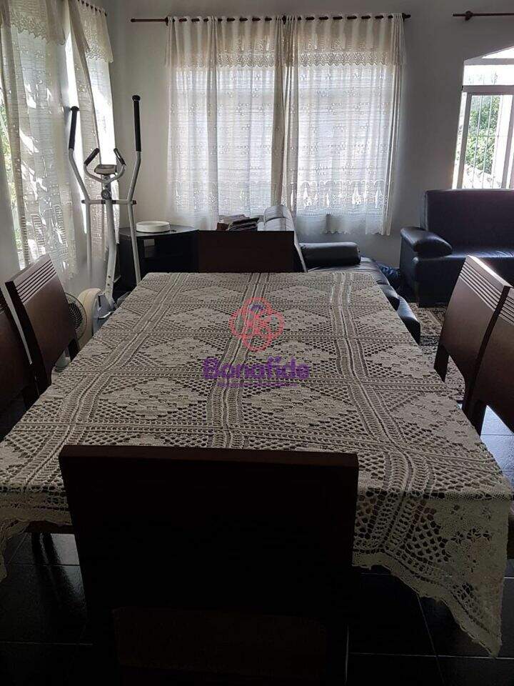 Casa à venda no Jardim Paraíso: 