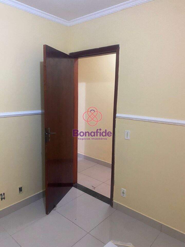 Casa à venda no Parque Almerinda Pereira Chaves: 