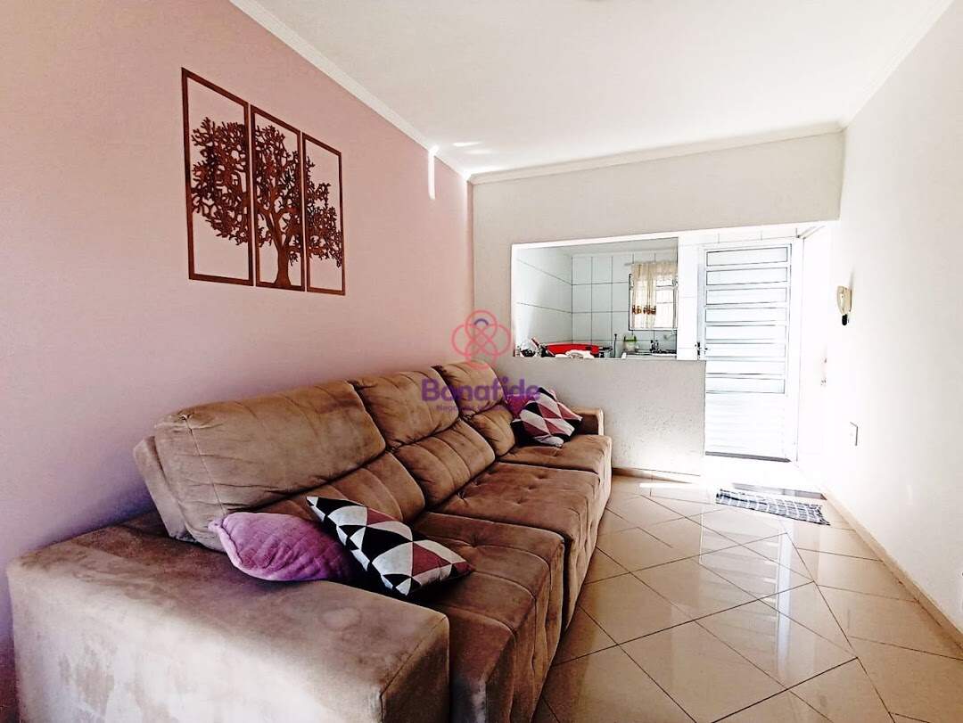 Casa à venda no Anhangabaú: 