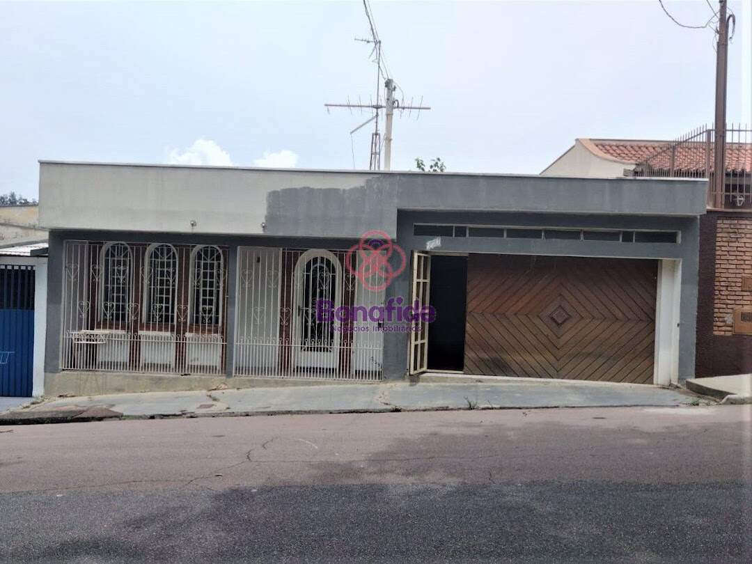 Casa à venda no Jardim Messina: 