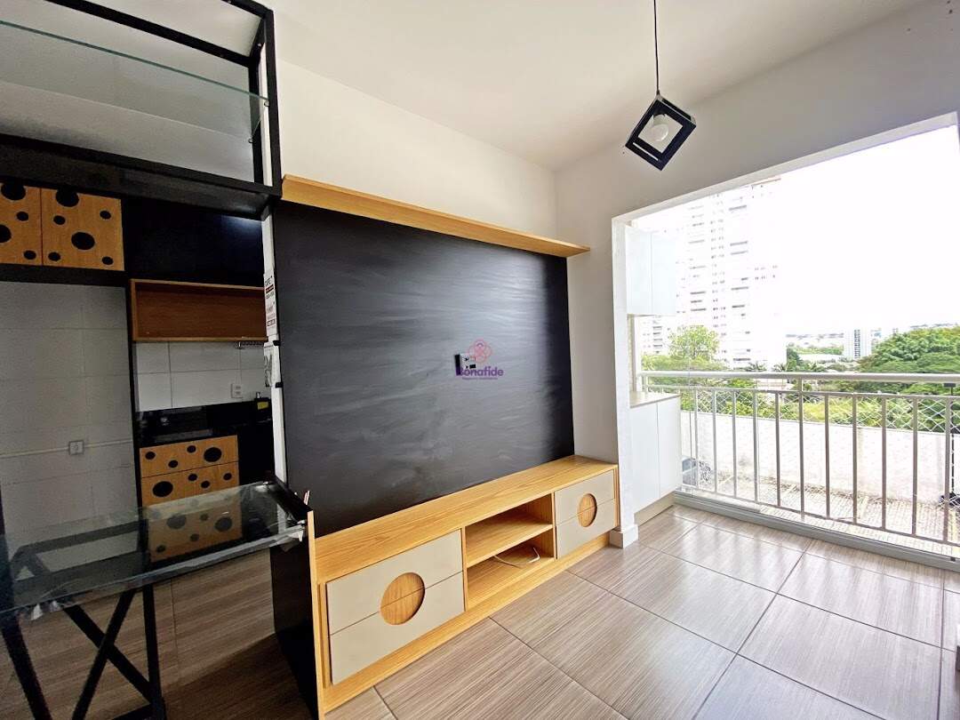 Apartamento à venda no Cidade Luiza: 