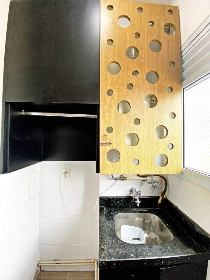 Apartamento à venda no Cidade Luiza: 