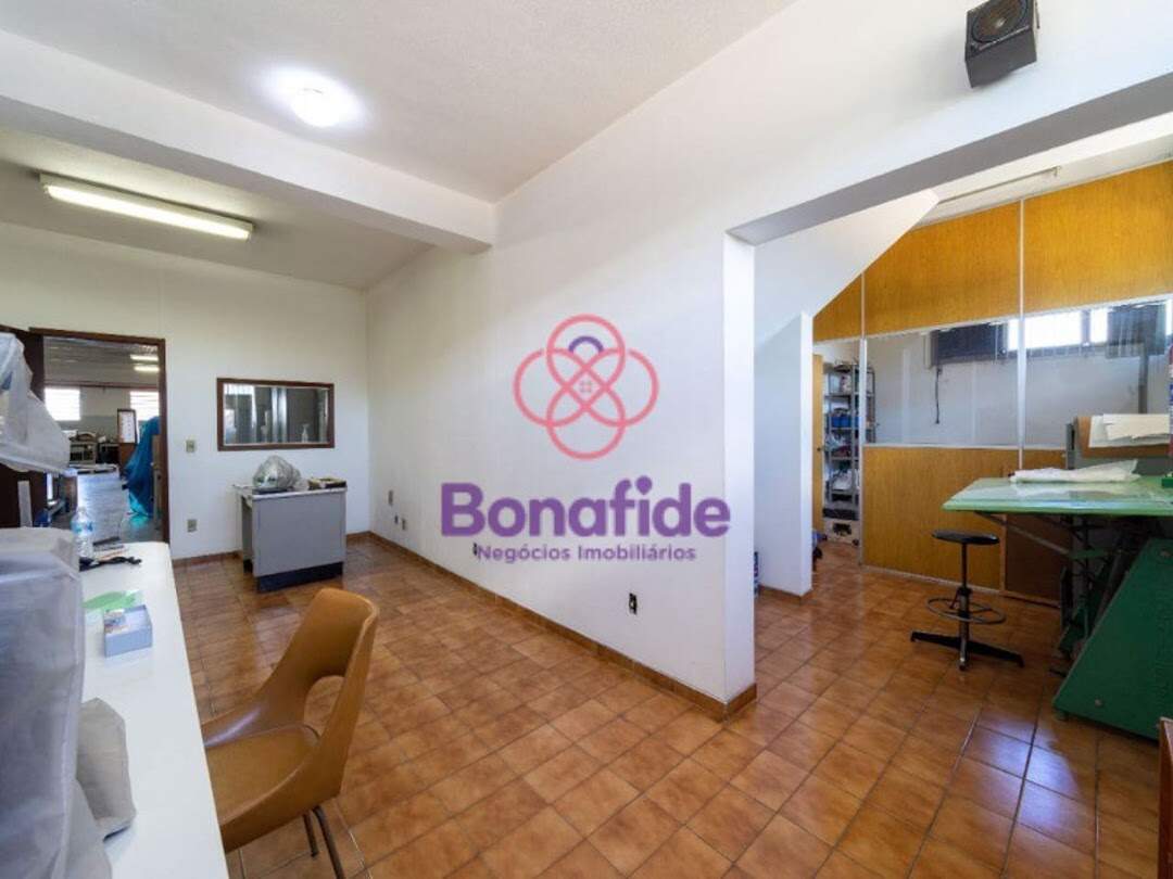 Galpão à venda no Vila Aielo: 