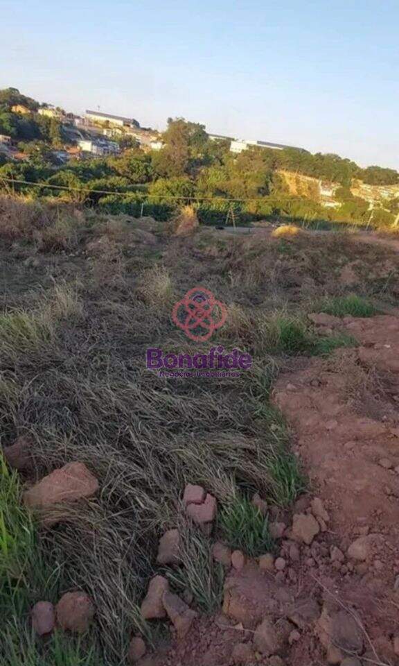 Terreno à venda no Jardim Bertioga: 