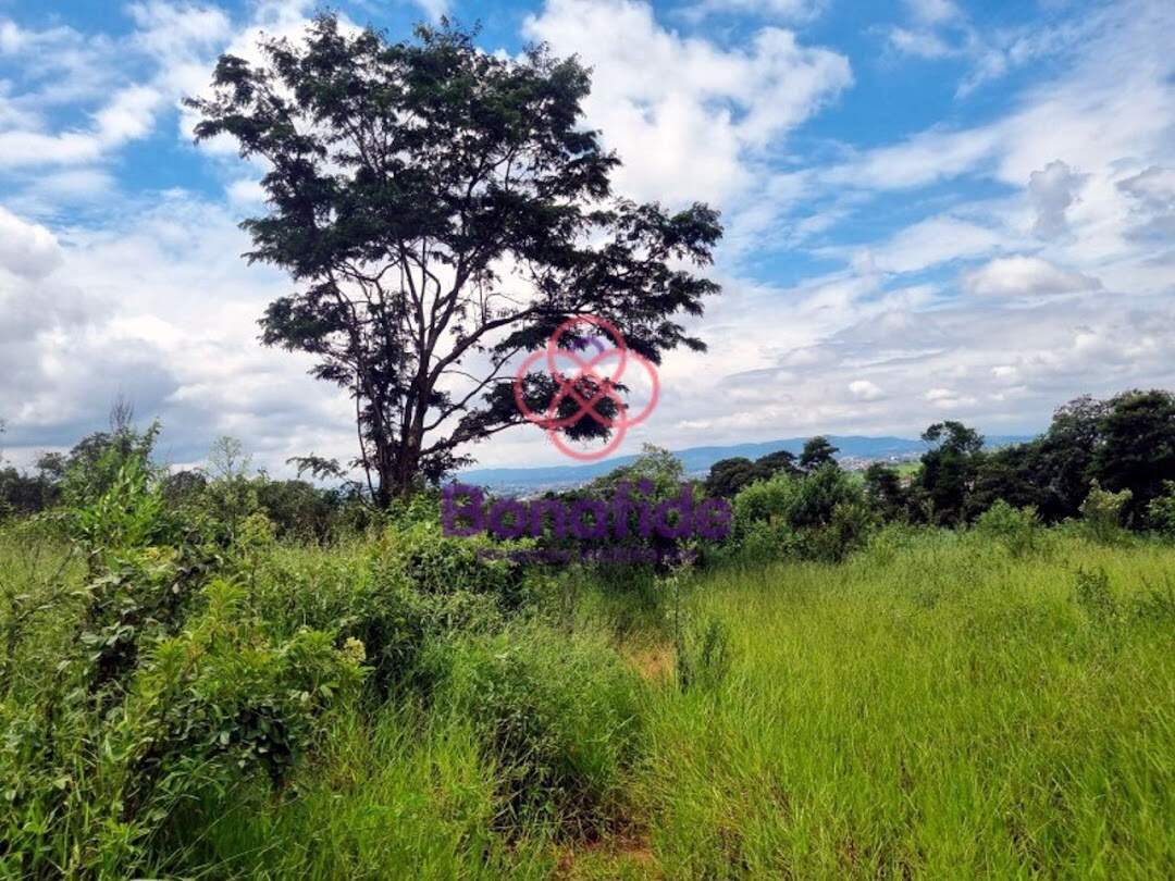Terreno à venda no Outeiro das Paineiras (Botujuru): 