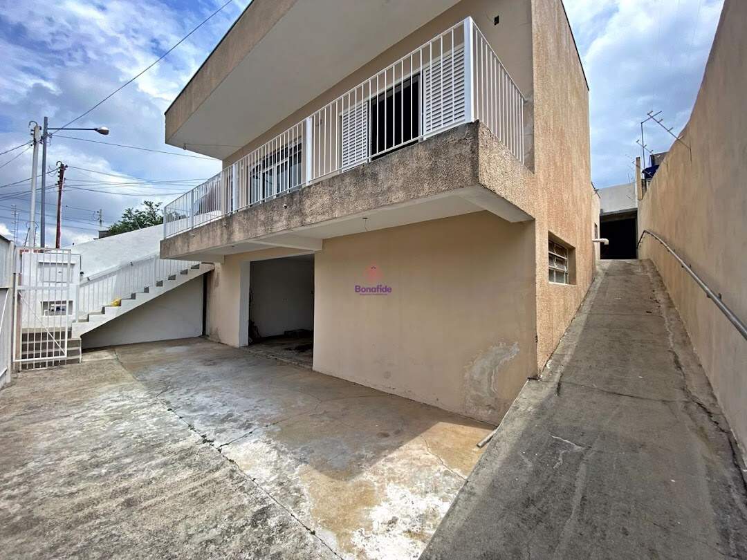 Casa à venda no Jardim Estádio: 