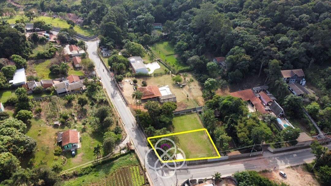 Terreno à venda no Ivoturucaia: 