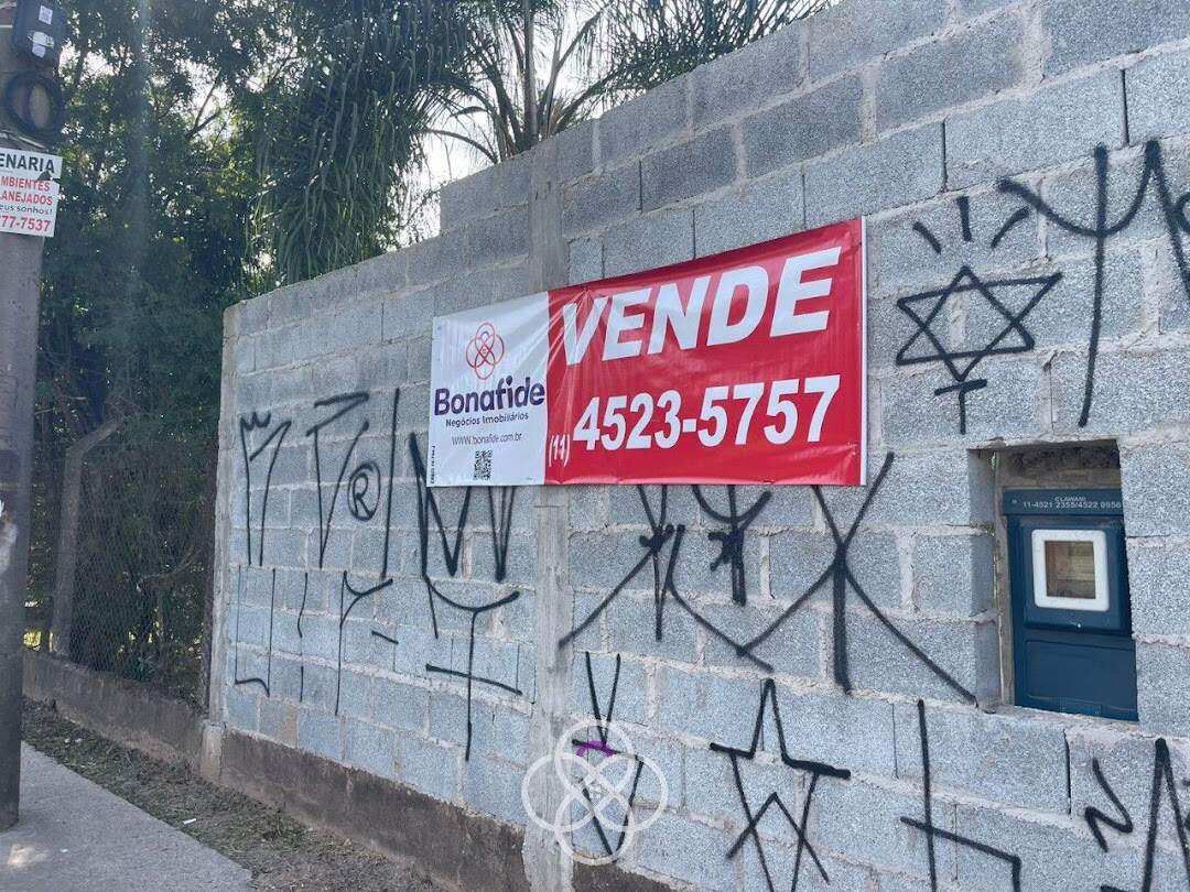 Terreno à venda no Ivoturucaia: 