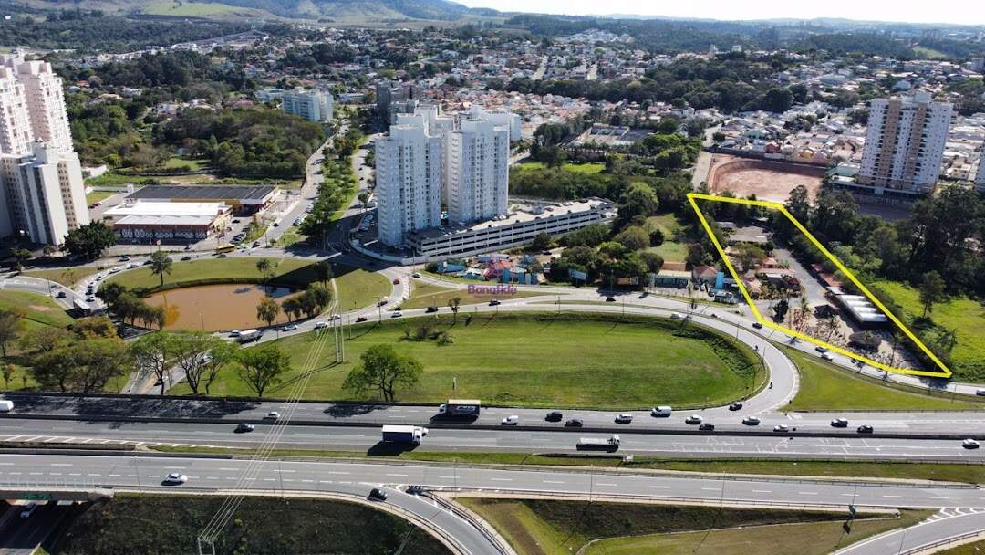 Terreno à venda no Bairro do Moisés: 