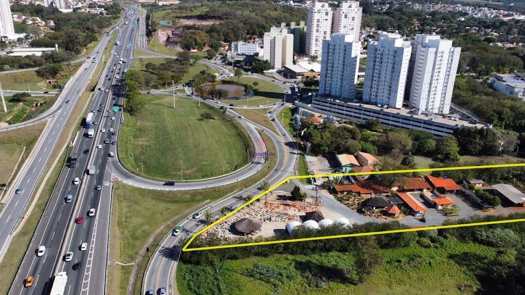 Terreno à venda no Bairro do Moisés: 