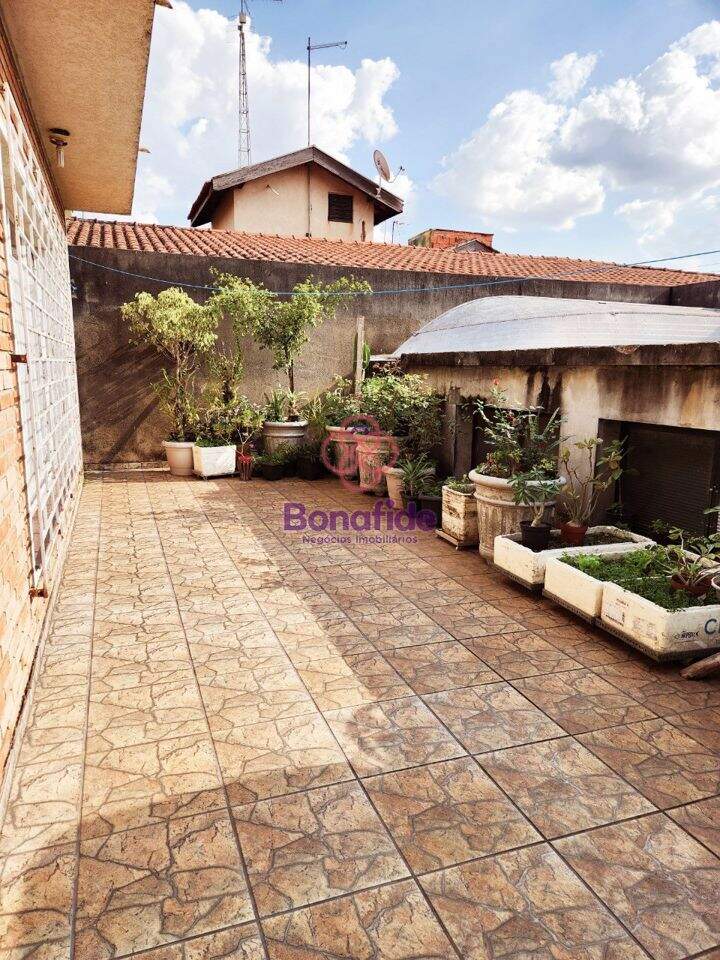 Casa à venda no Jardim Maria de Fátima: 